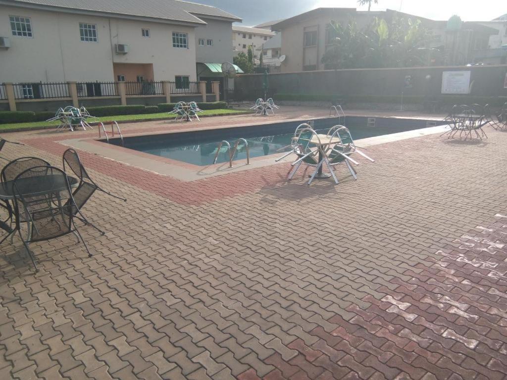 Neocourts Hotel Enugu Extérieur photo
