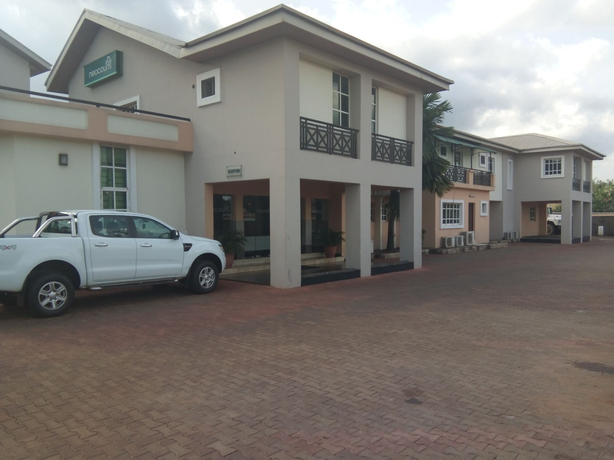 Neocourts Hotel Enugu Extérieur photo